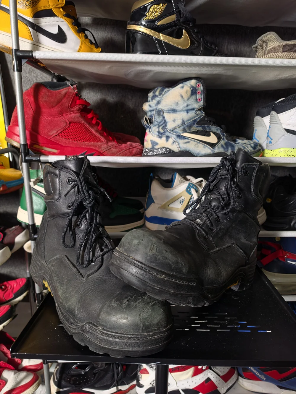 🔥 Globe FootGear Men's Vibram Size 15 E Black Leather Work Boots - Lace-Up
